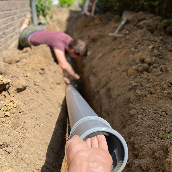 Simple Drain Repairs/Trenchless Team